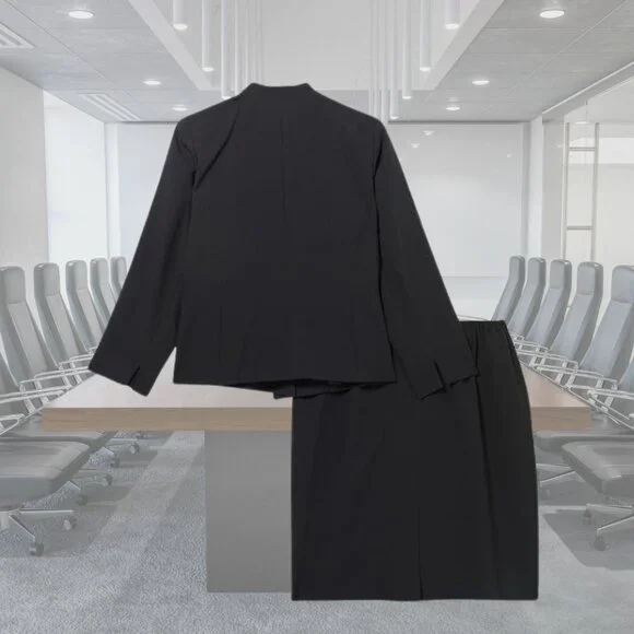 NWT - Four Button Collarless Jacket and Slim Skirt Suit Set - #50041991 - Picture 3 of 9